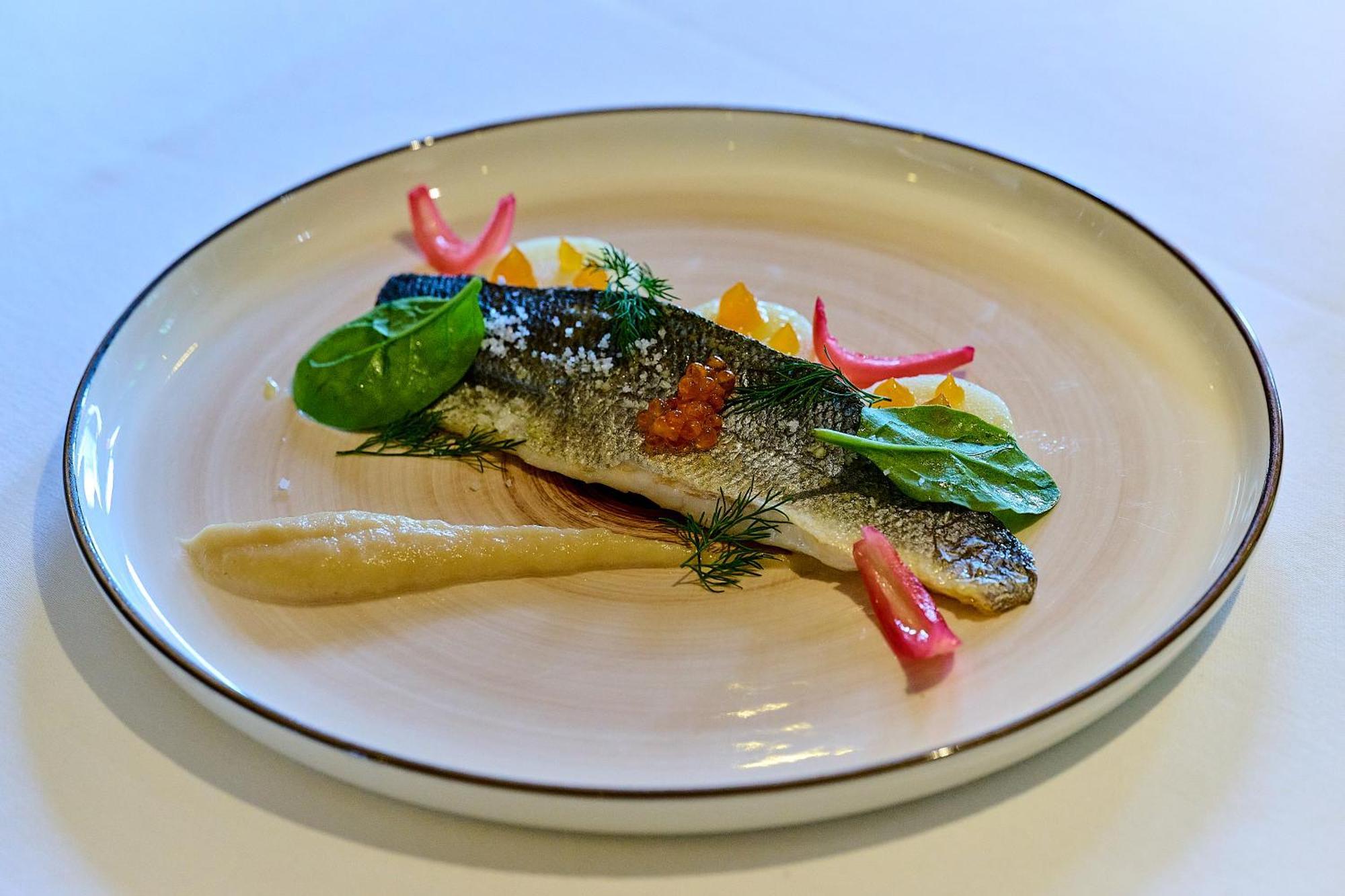 Logis L'Ermitage Hotel & Restaurant Saulges Kültér fotó