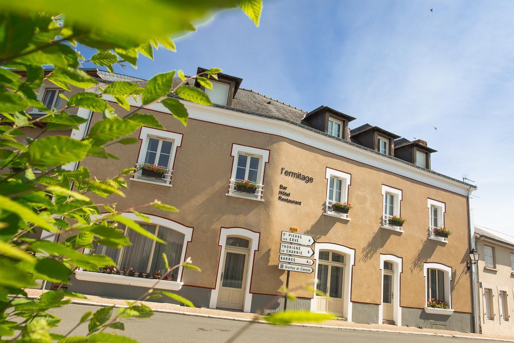 Logis L'Ermitage Hotel & Restaurant Saulges Kültér fotó