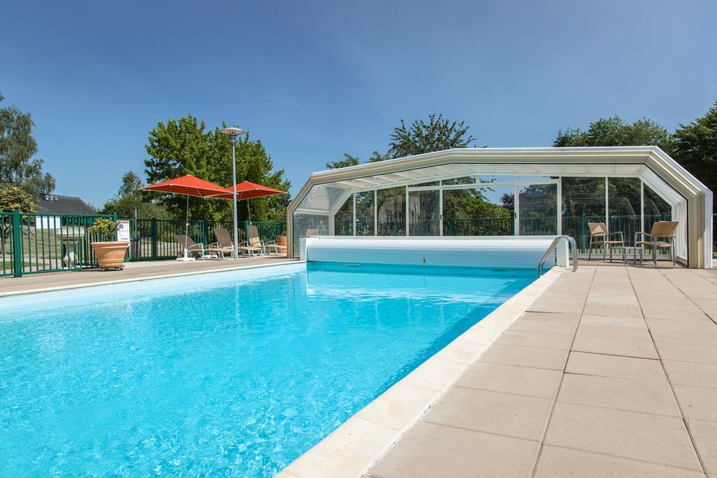 Logis L'Ermitage Hotel & Restaurant Saulges Kültér fotó